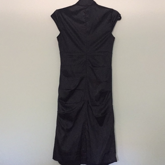 Black dress - Picture 7 of 7